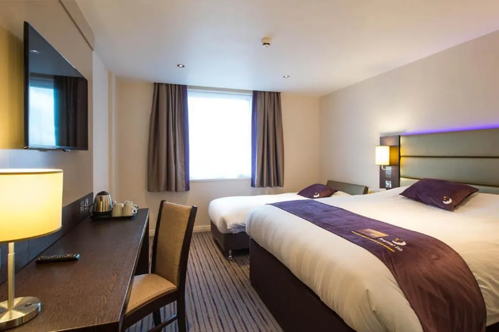 Premier Inn London Southwark-1